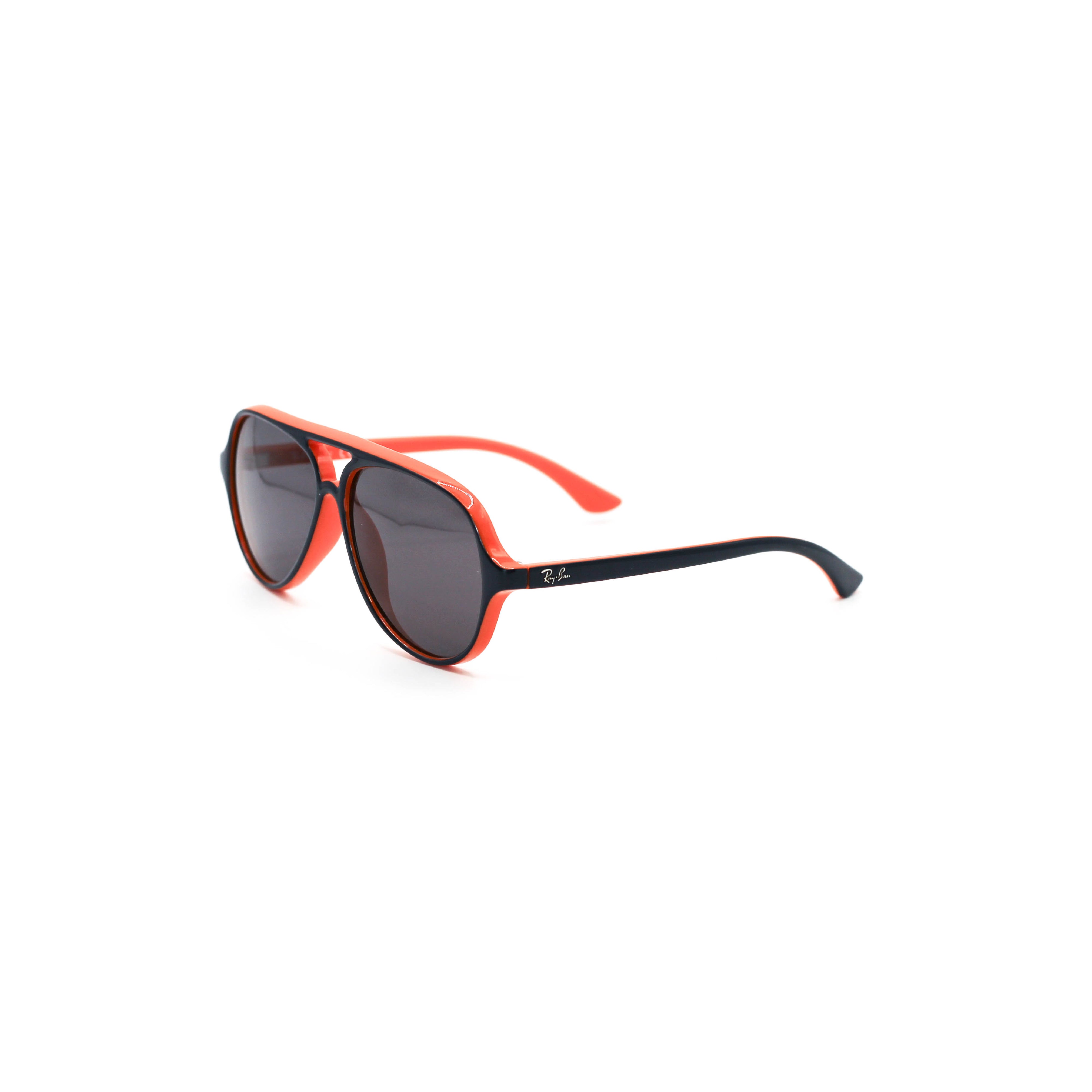 Acheter Lunettes Ray Ban - RJ9049S Reconditionné - 50,00 € Lunettes Ray Ban - RJ9049S Reconditionné - reconditionné disponible sur Oculus Reparo